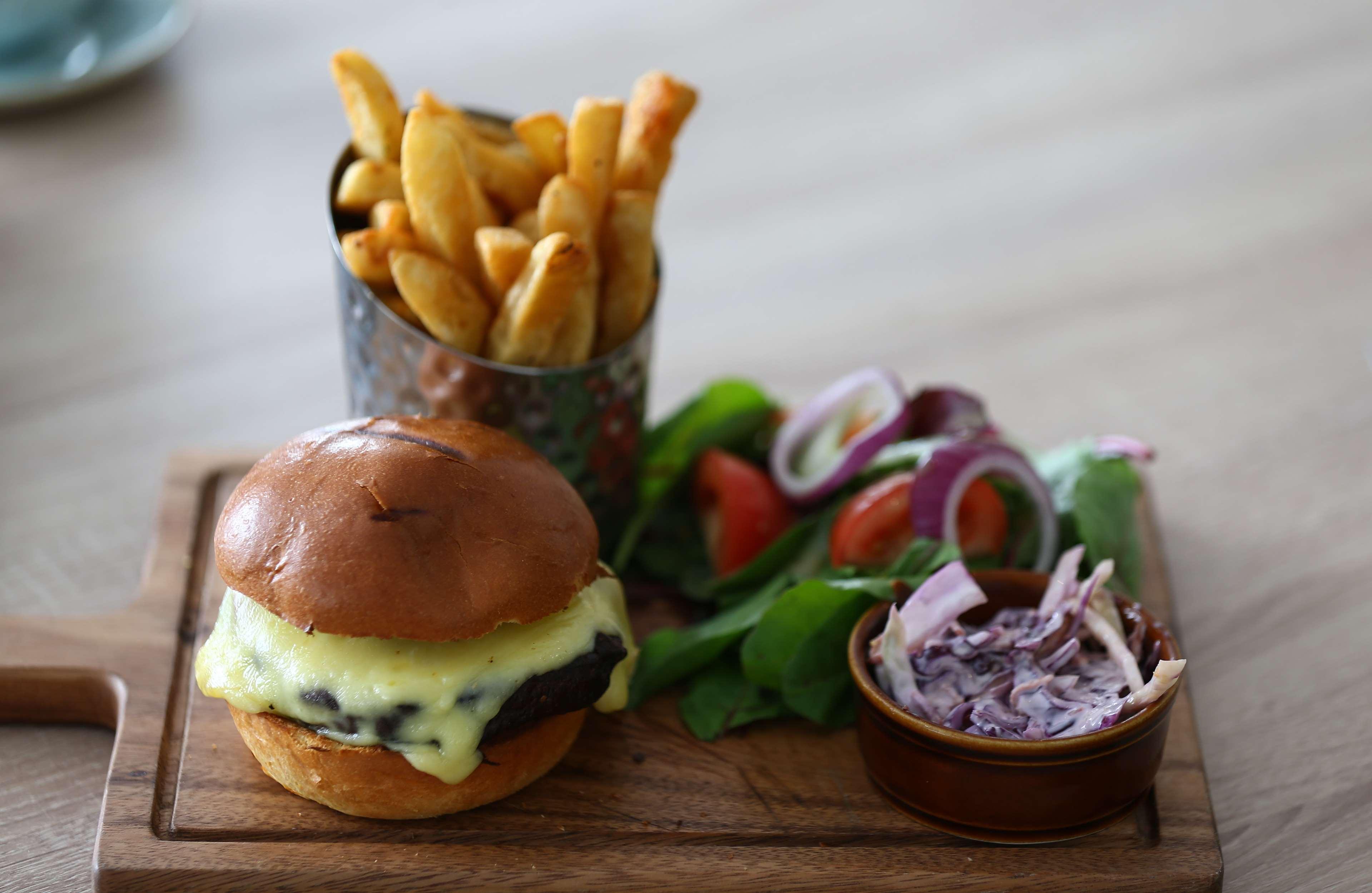 Hampton By Hilton Exeter Airport Hotell Woodbury Eksteriør bilde
