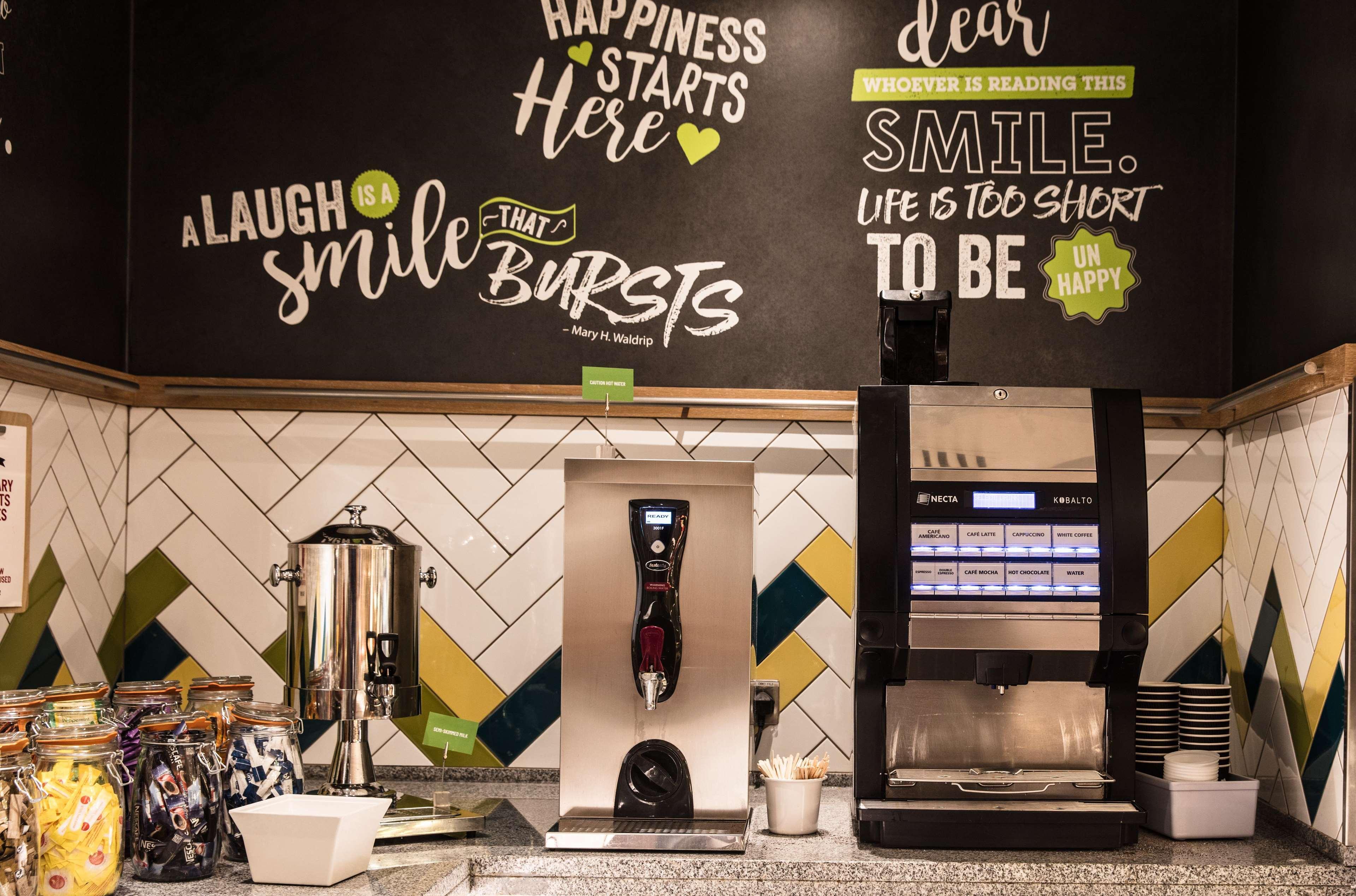 Hampton By Hilton Exeter Airport Hotell Woodbury Eksteriør bilde