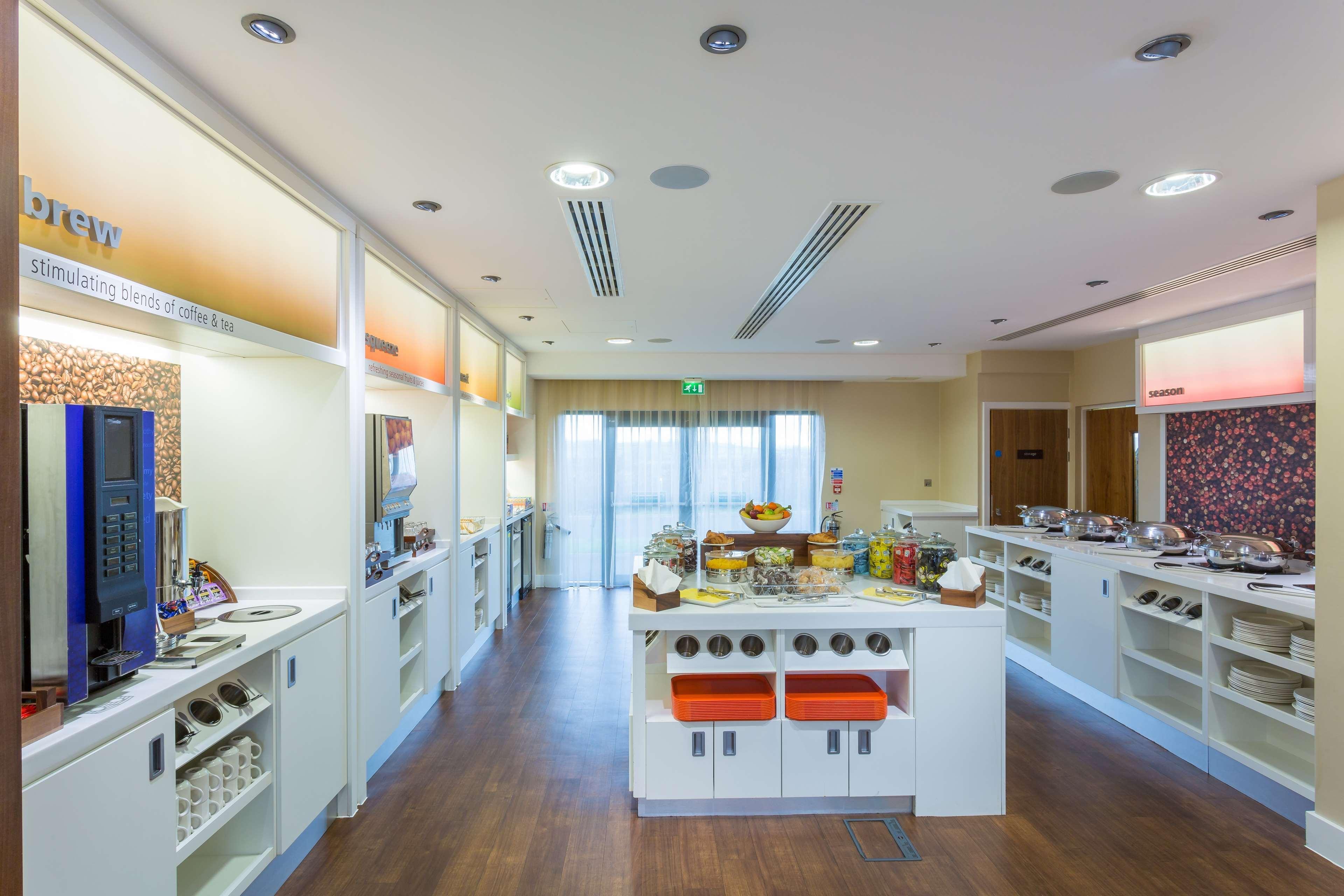 Hampton By Hilton Exeter Airport Hotell Woodbury Eksteriør bilde