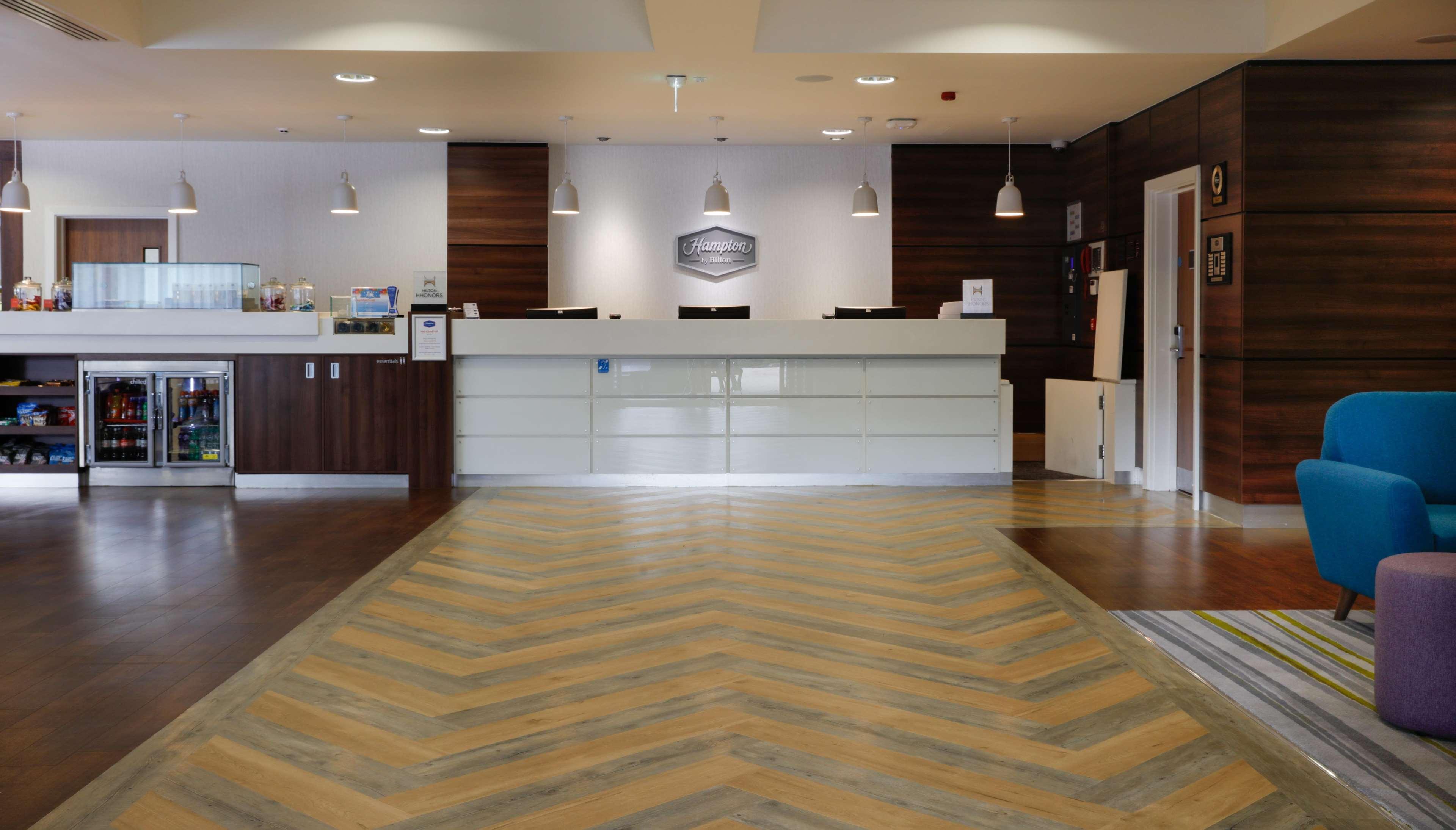 Hampton By Hilton Exeter Airport Hotell Woodbury Eksteriør bilde