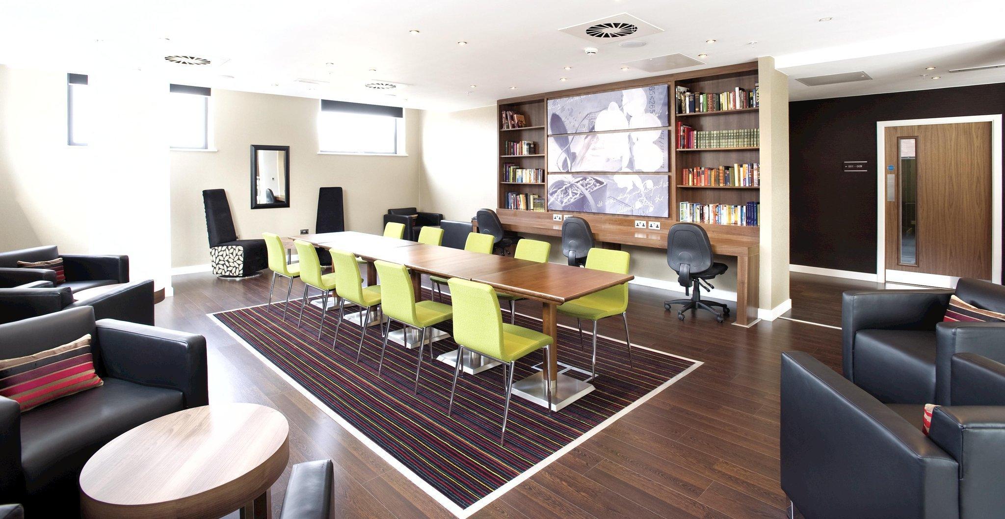 Hampton By Hilton Exeter Airport Hotell Woodbury Eksteriør bilde