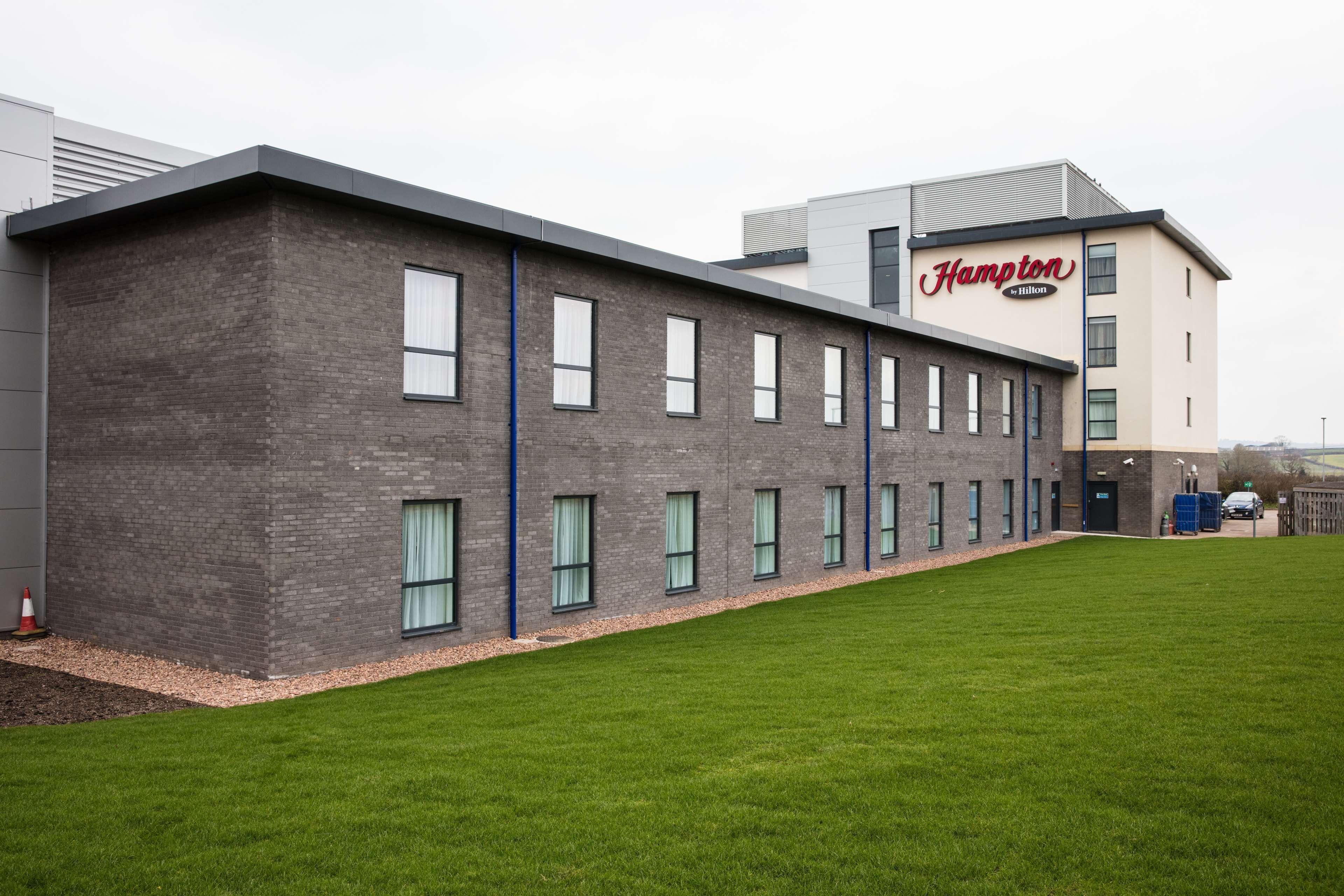Hampton By Hilton Exeter Airport Hotell Woodbury Eksteriør bilde