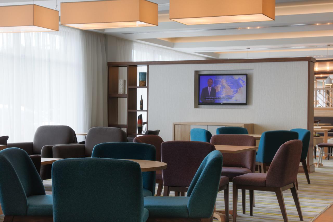 Hampton By Hilton Exeter Airport Hotell Woodbury Eksteriør bilde