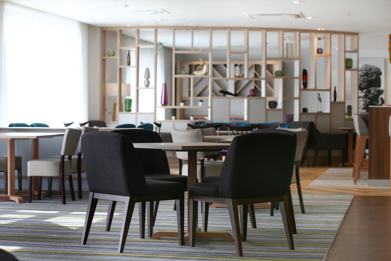 Hampton By Hilton Exeter Airport Hotell Woodbury Eksteriør bilde