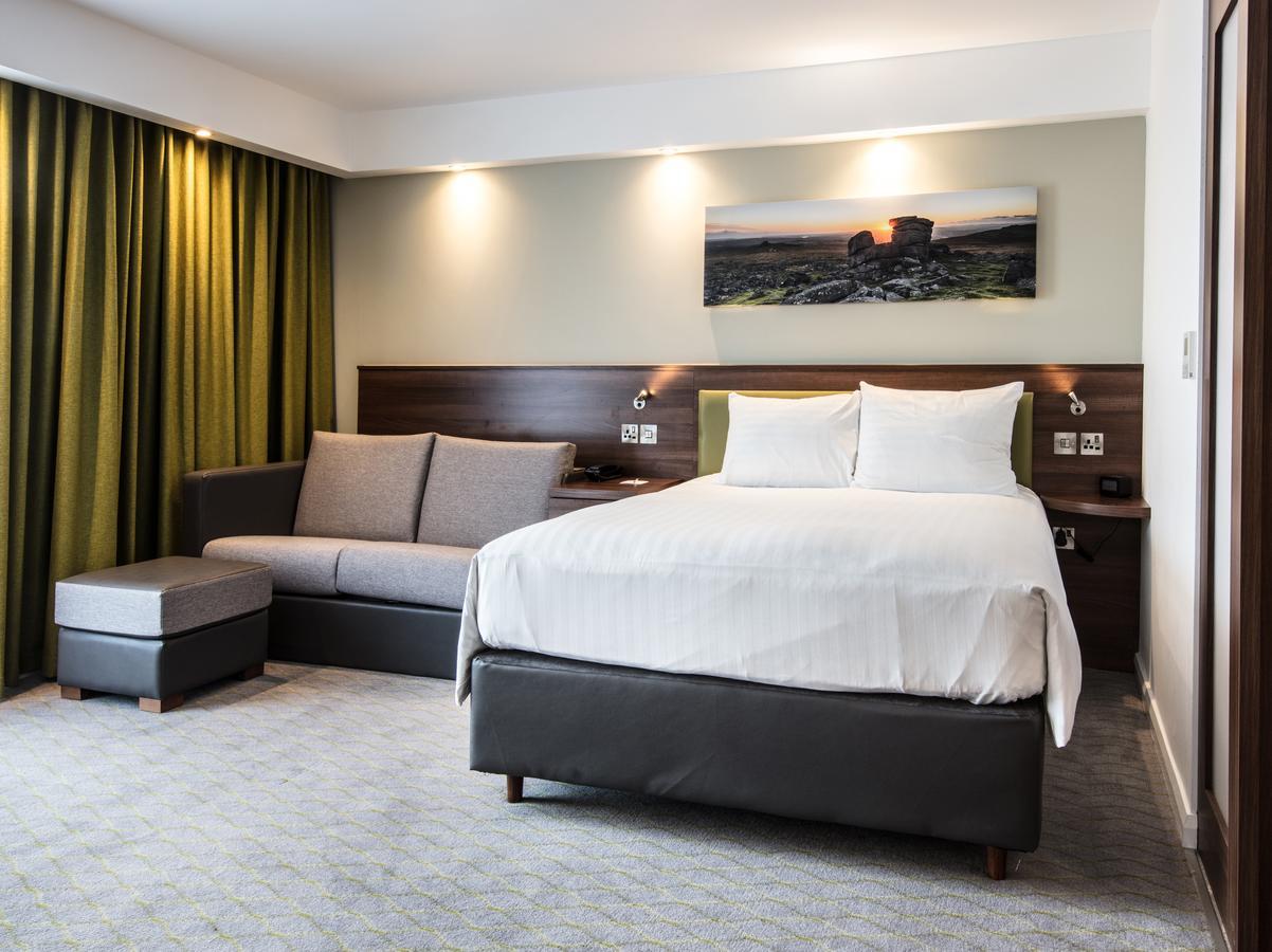 Hampton By Hilton Exeter Airport Hotell Woodbury Eksteriør bilde