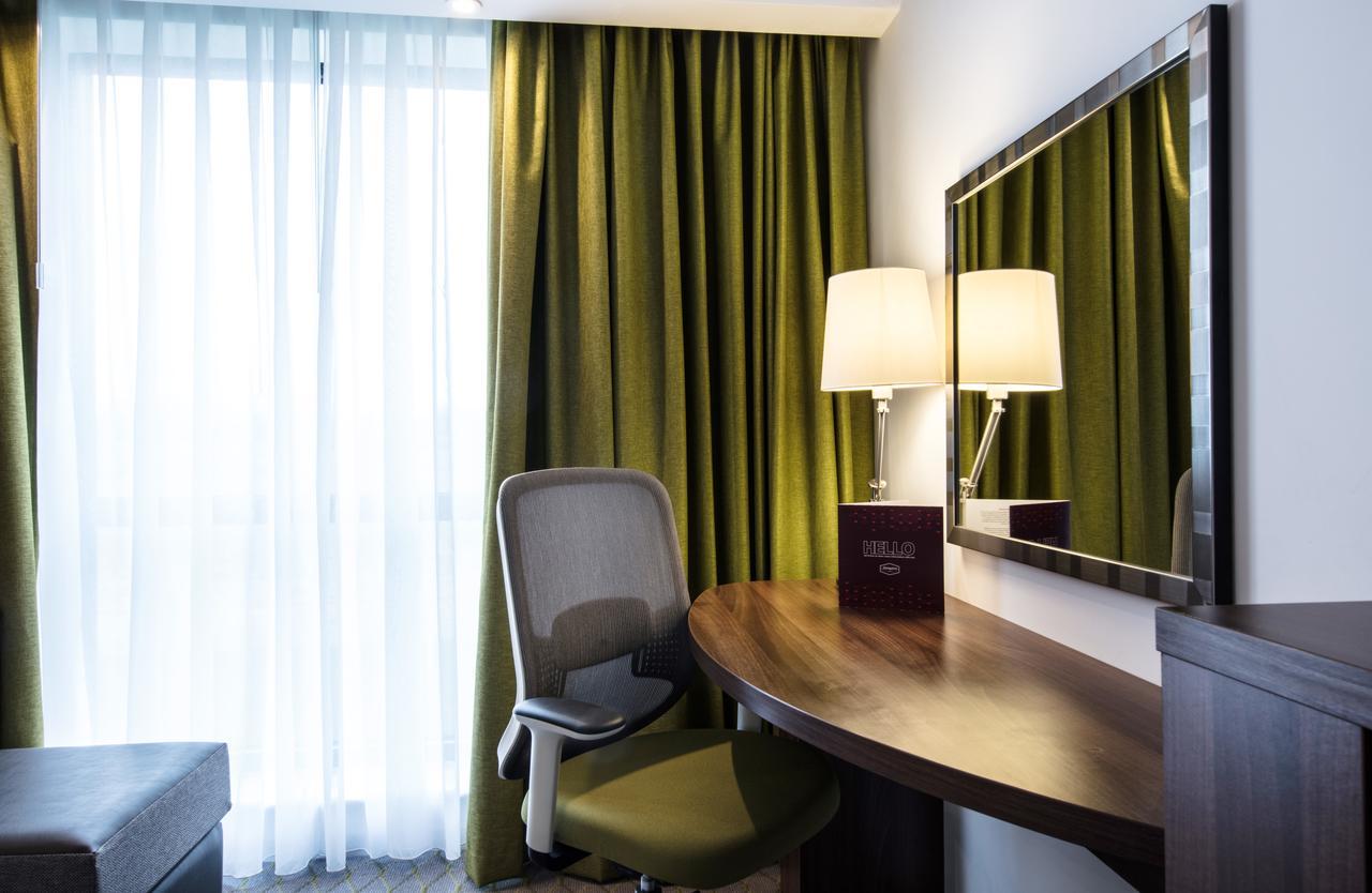 Hampton By Hilton Exeter Airport Hotell Woodbury Eksteriør bilde